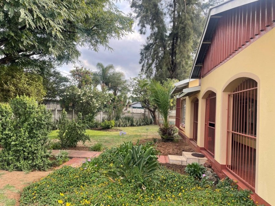 3 Bedroom Property for Sale in Oos Einde North West